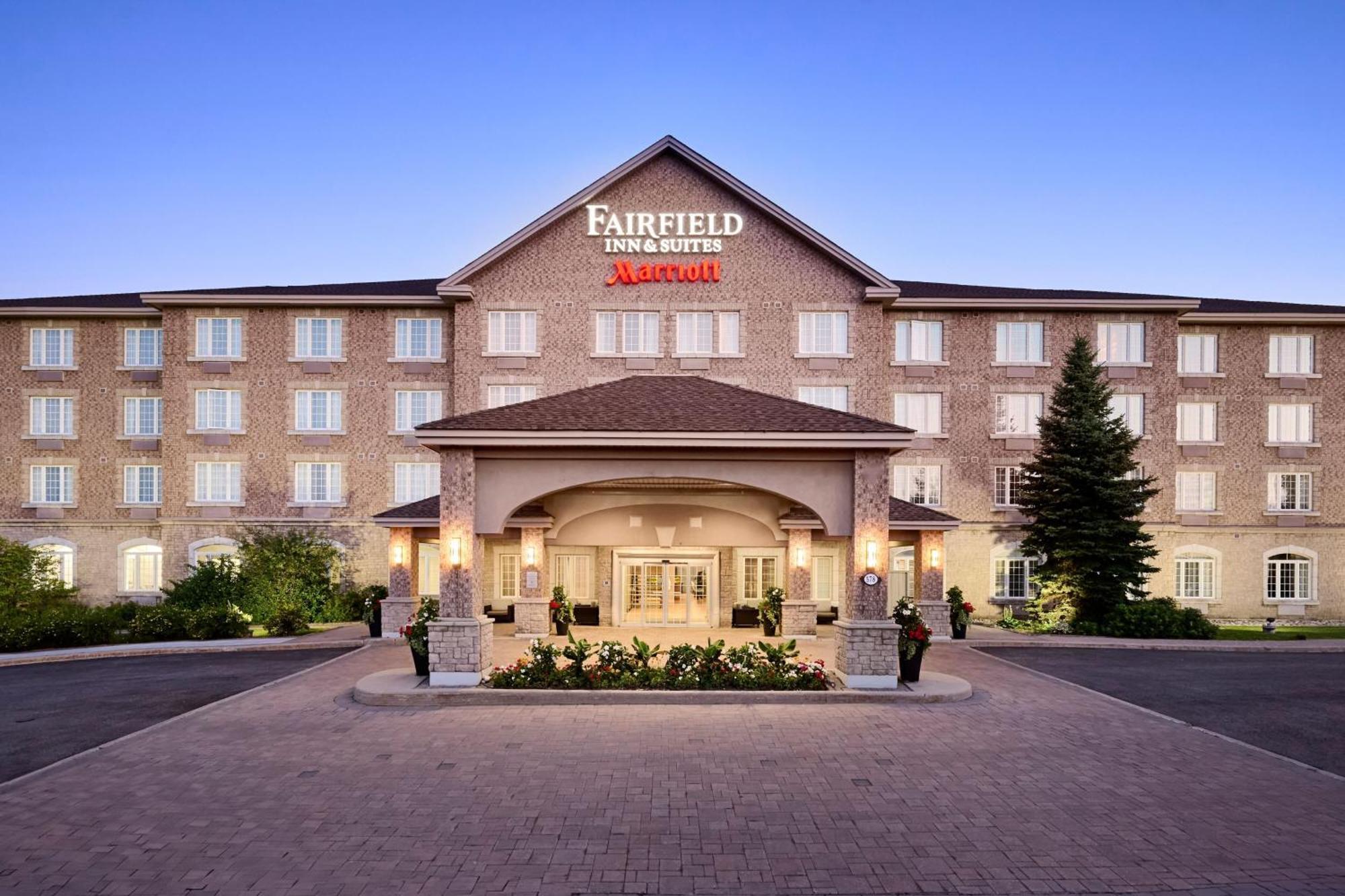 Fairfield Inn & Suites By Marriott Ottawa Kanata Exterior photo